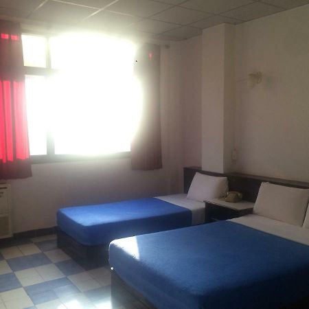 Thairungruang Hotel Σούρατ Τανί Εξωτερικό φωτογραφία