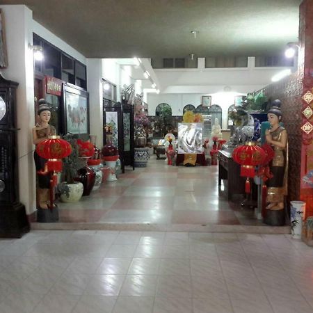 Thairungruang Hotel Σούρατ Τανί Εξωτερικό φωτογραφία