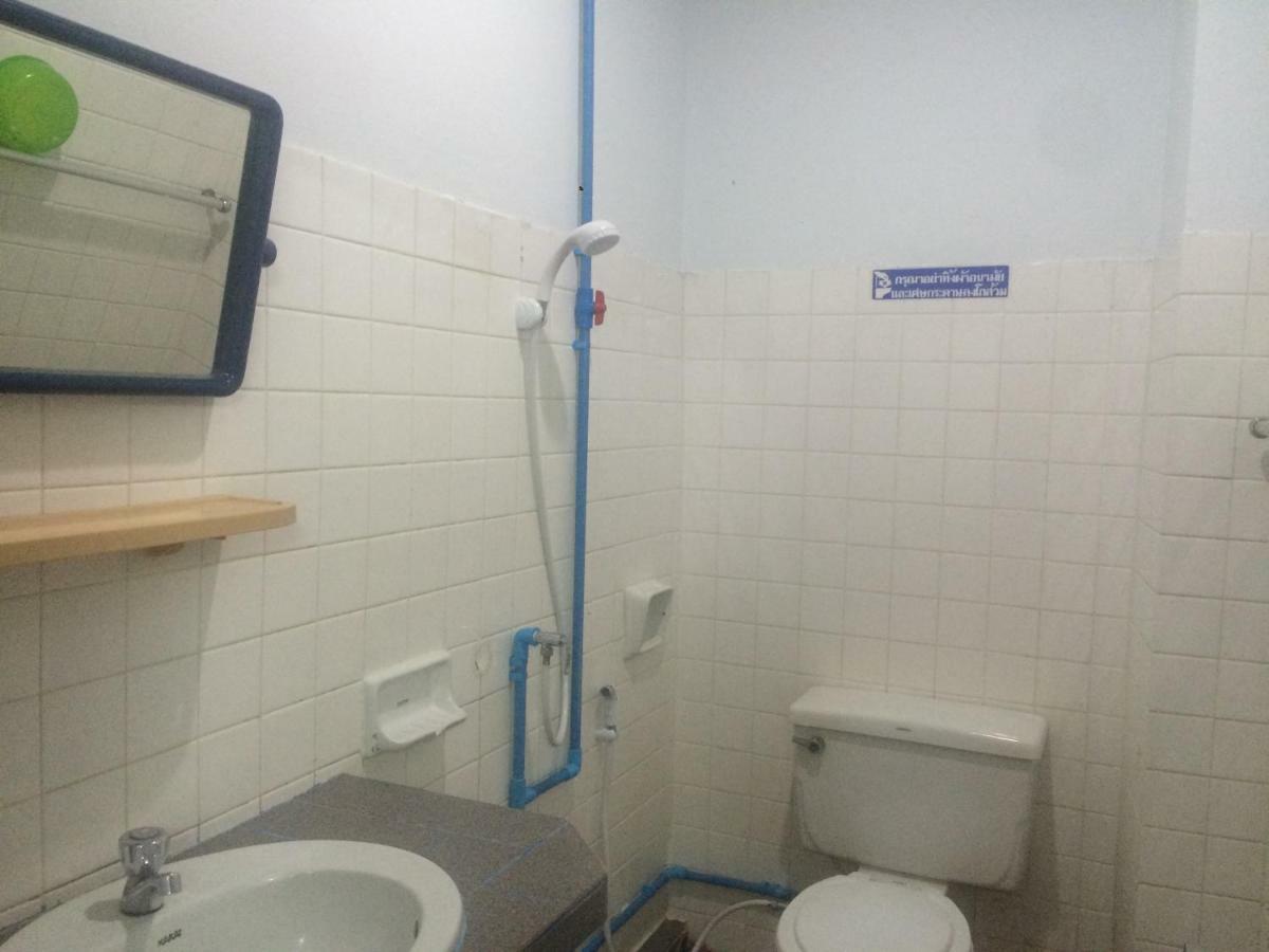 Thairungruang Hotel Σούρατ Τανί Εξωτερικό φωτογραφία