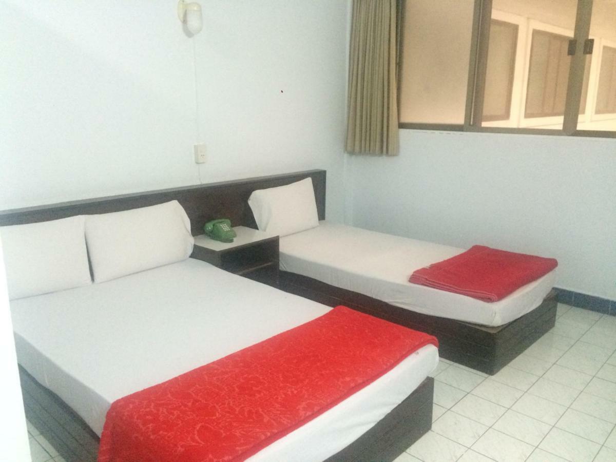 Thairungruang Hotel Σούρατ Τανί Εξωτερικό φωτογραφία