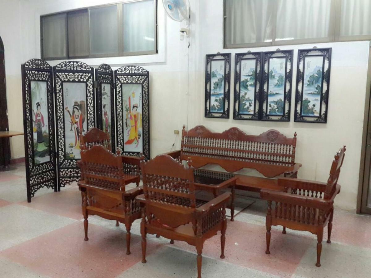 Thairungruang Hotel Σούρατ Τανί Εξωτερικό φωτογραφία